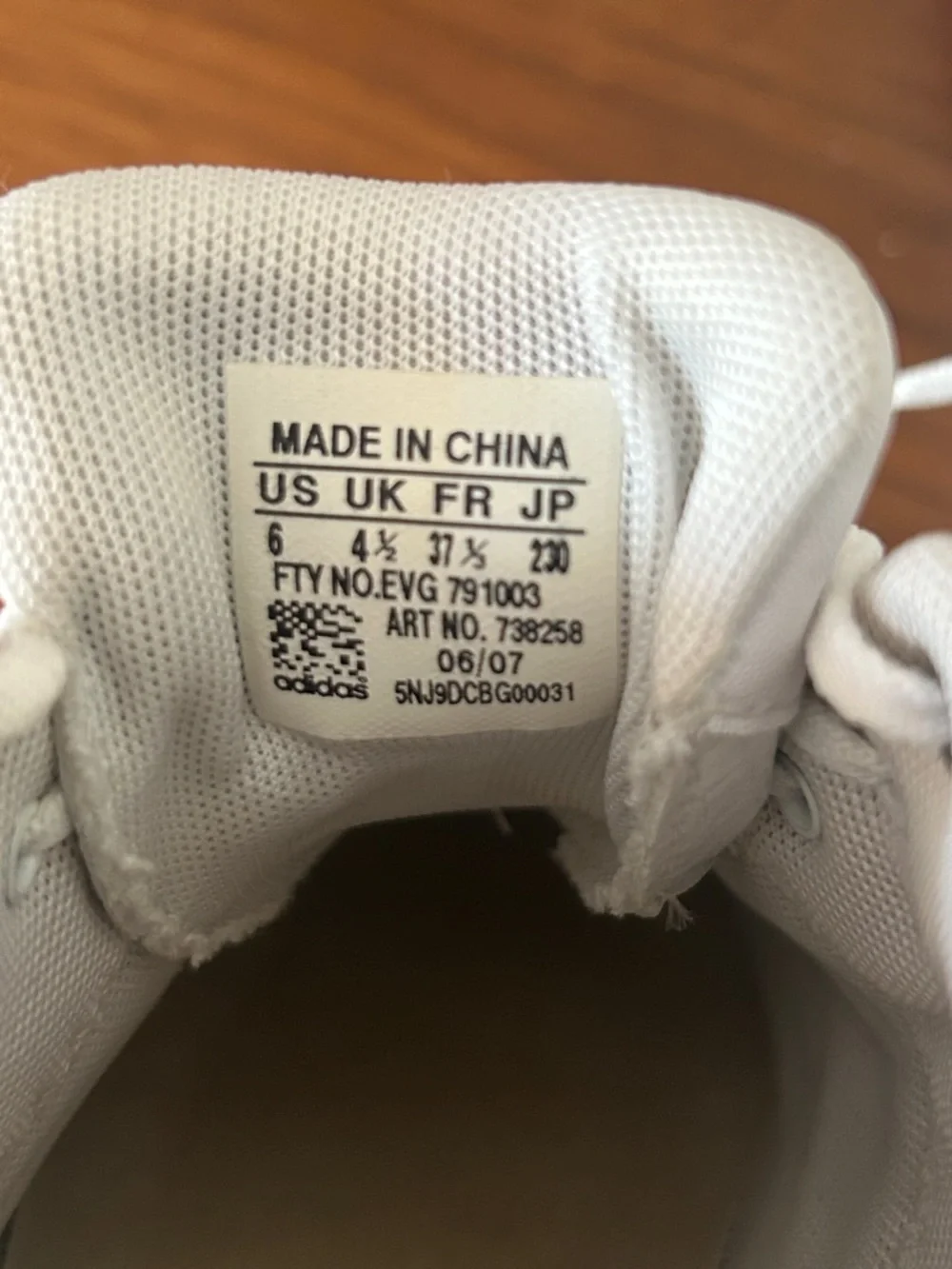 Adidas White Women’s Athletic Lace-Up Golf Sneakers - Picture 7 of 7